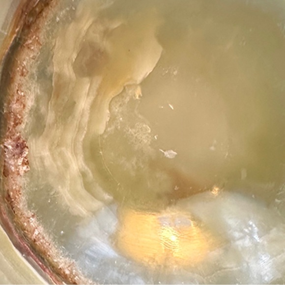 Green Onyx Crystal Bowl • Attracts Positive Energy & Repel Negativity - Picture 7 of 9